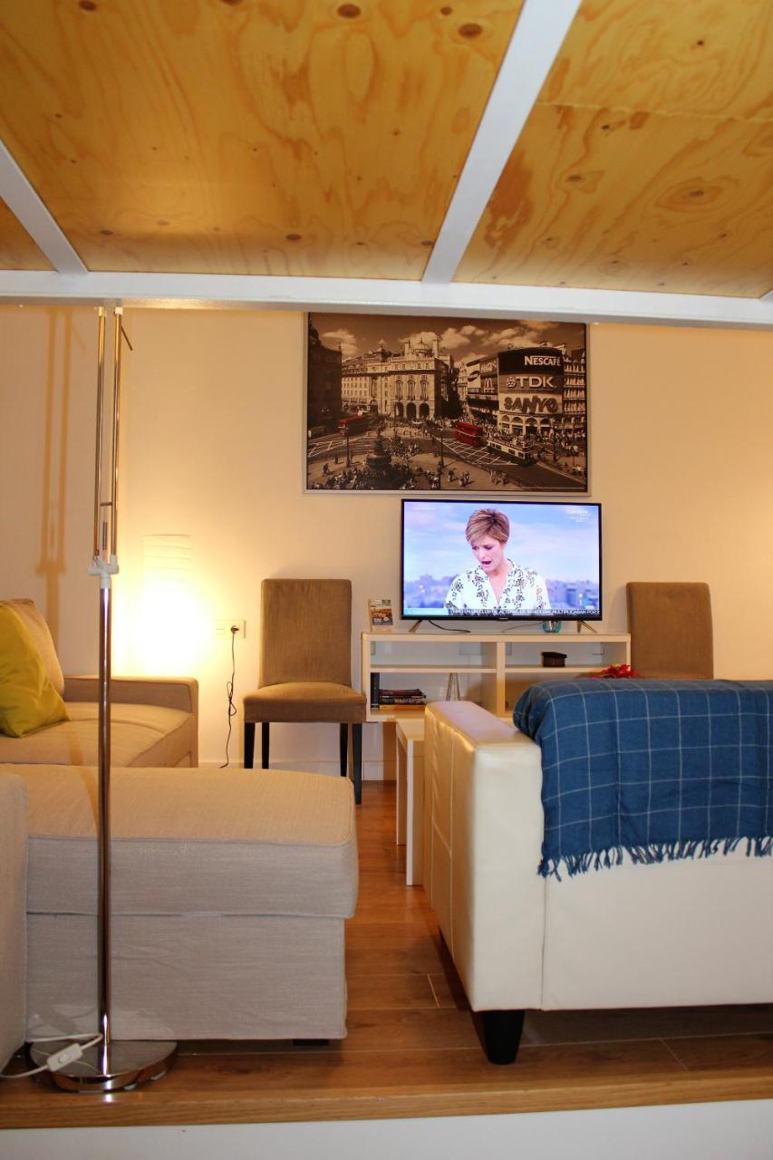 Apartamentos Clavero มาลากา ภายนอก รูปภาพ