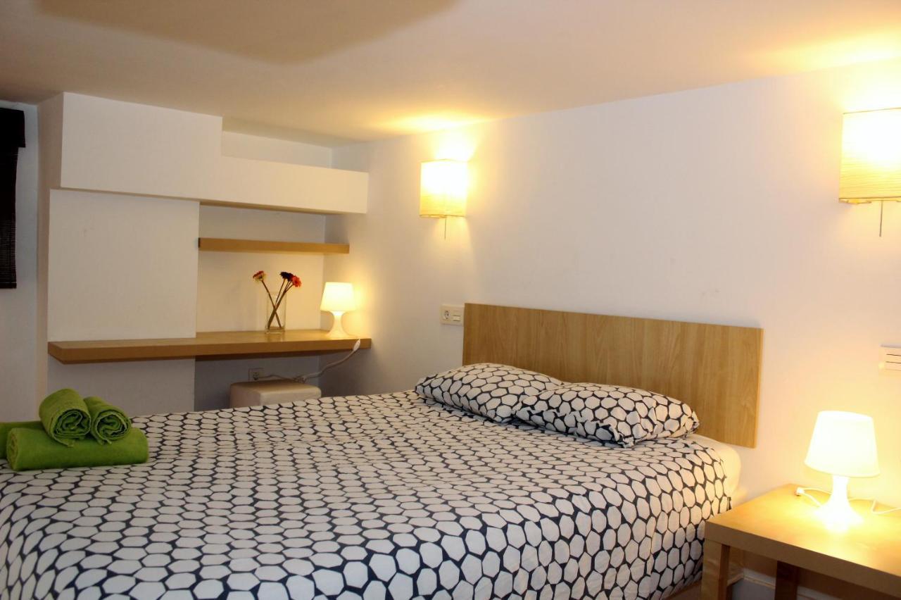 Apartamentos Clavero มาลากา ภายนอก รูปภาพ