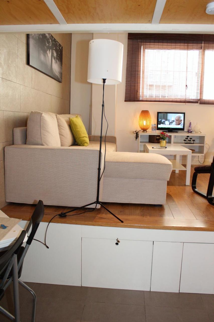 Apartamentos Clavero มาลากา ภายนอก รูปภาพ