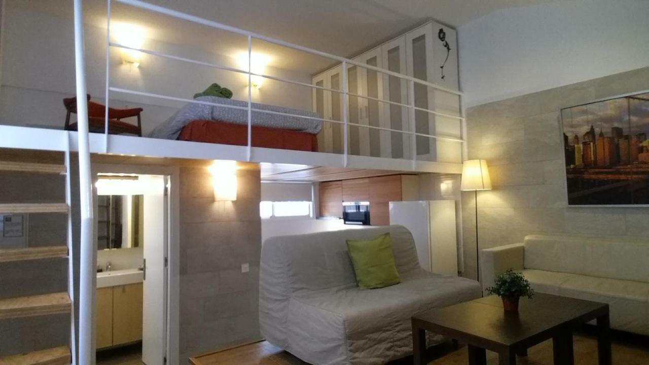 Apartamentos Clavero มาลากา ภายนอก รูปภาพ